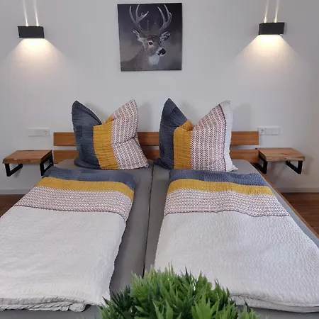 Moderne Gartenblick דירה